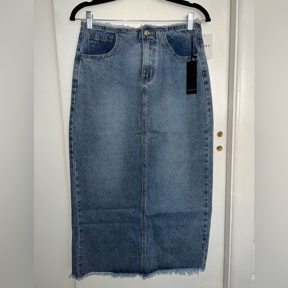 Forever 21 Denim Maxi Skirt Size M